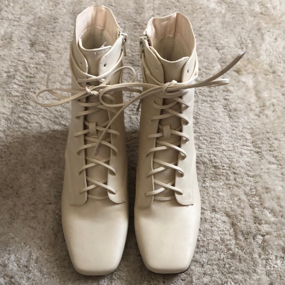 White/Cream Boots
